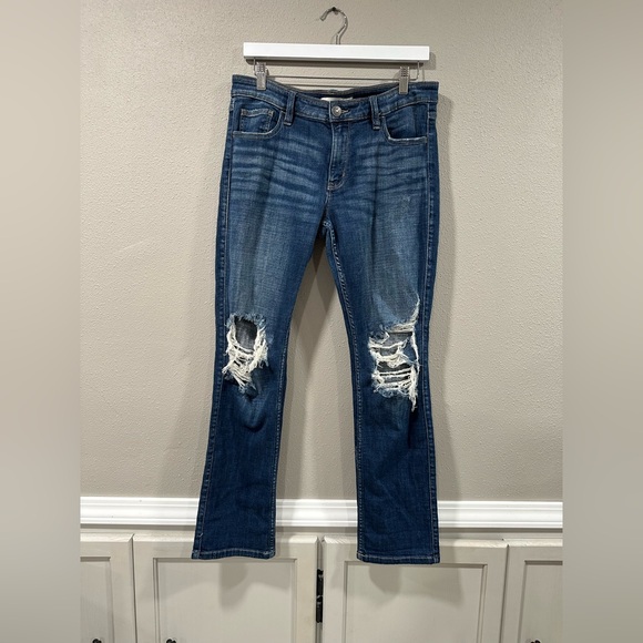 Daytrip Denim - Daytrip Refined Virgo Straight Jean

Length 28 
Laying flat 15 1/2